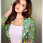 Zareen Khan Instagram – 🍀
MakeUp – @makeupbyreshmerchant
Hair – @ashwini_hairstylist
Styled by @trishadjani
Managed by @ronitasharmarekhi
#ZareenKhan