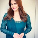 Zareen Khan Instagram - 🦚 MakeUp - @bijoyjeet.saikia Hair - @ashwini_hairstylist Stylist - @bikanta Managed by @ronitasharmarekhi #ZareenKhan