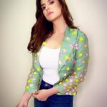 Zareen Khan Instagram – 🍀
MakeUp – @makeupbyreshmerchant
Hair – @ashwini_hairstylist
Styled by @trishadjani
Managed by @ronitasharmarekhi
#ZareenKhan