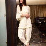 Zareen Khan Instagram - 🦢 Outfit by @ishnyafashion HMU by #SanaKhan (my lil sister) Managed by @ronitasharmarekhi #ZareenKhan