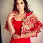 Zareen Khan Instagram - 🌶 Outfit - @richachaudharyofficial Earrings - @shilpigoyaljewellery HMU - @bijoyjeet.saikia Assisted by @adityas2014 Styled by @bikanta Managed by @ronitasharmarekhi #Chanakya #Promotions #5thOct #Telugu #TeluguDebut #ZareenKhan