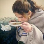 Zareen Khan Instagram - Who else likes to hav their CHAI this way ? Tag a CHAI lover ☕️ #Mood #ChaiAddict #TeaLover #ZareenKhan 📸 - @rivamendonca
