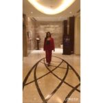 Zareen Khan Instagram - 🧚🏻‍♀️ HMU by #SanaKhan (my lil sister who’s not on Instagram.) Styled by @bikanta Video courtesy - @ronitasharmarekhi #ZareenKhan Taj Vivanta Panji Goa