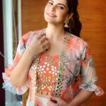 Zareen Khan Instagram - 🌸 Outfit - @surbi_mahna Jewellery - @shilpigoyaljewellery MakeUp - @nikki_rajani Hair - @ashwini_hairstylist Styled by @bikanta Managed by @ronitasharmarekhi #Daaka #Promotions #1st Nov