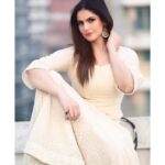 Zareen Khan Instagram - 🕊 📸 - @faizialiphotography HMU - @tush_91 #ZareenKhan