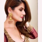 Zareen Khan Instagram - In love with these gold jhumkas from @gehnajewellers1 ✨ #Gold #Jhumkas #Jewellery #TempleJewellery #ZareenKhan