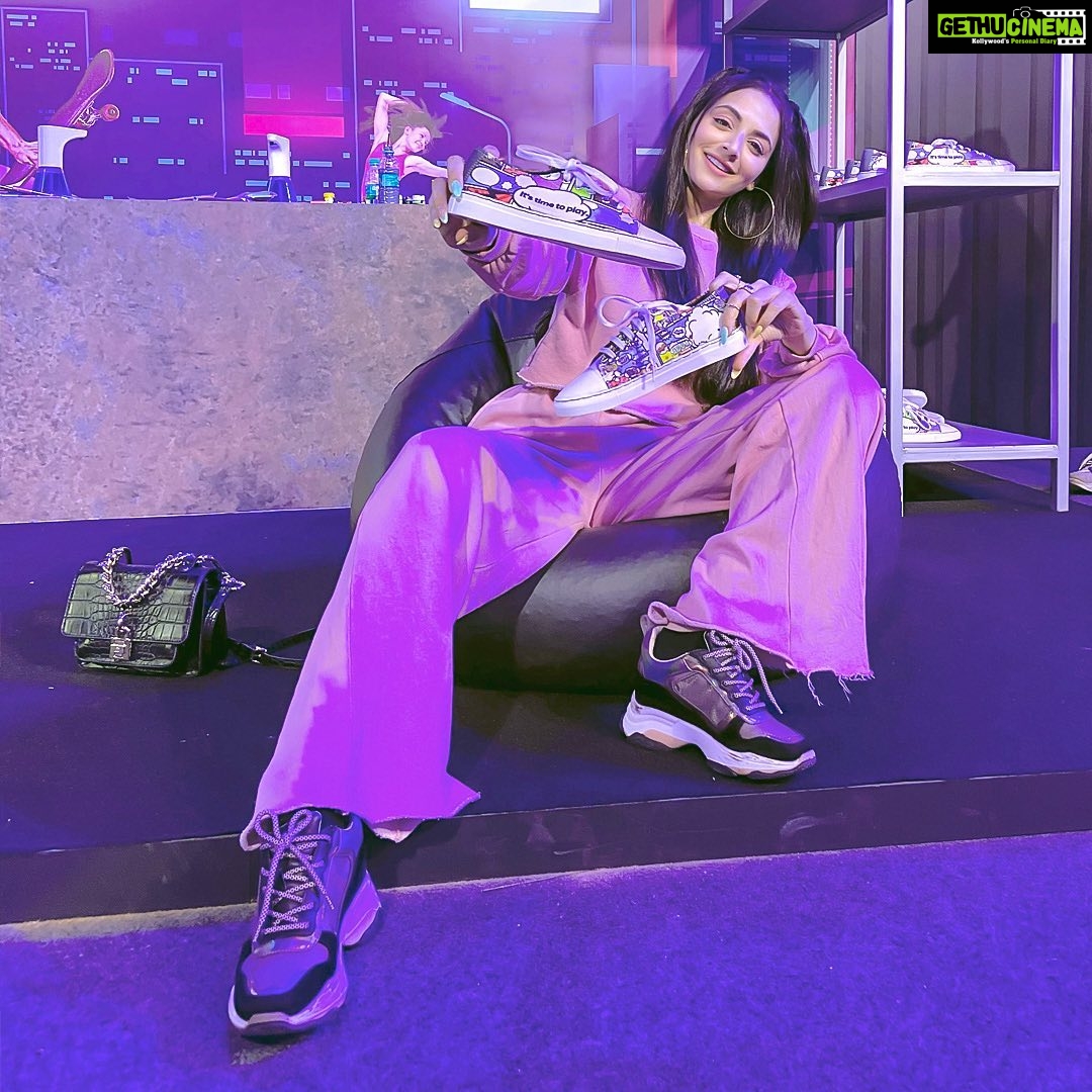 Zoya Afroz Instagram - An inside look of the i20 N Line? Yes please. Check out what I did at the Hyundai i20 N Line Creators Arena. #ItsTimeToPlay @hyundaiindia #Hyundaii20NLine #HyundaiNLine #i20NLine #HyundaiCreatorsArena