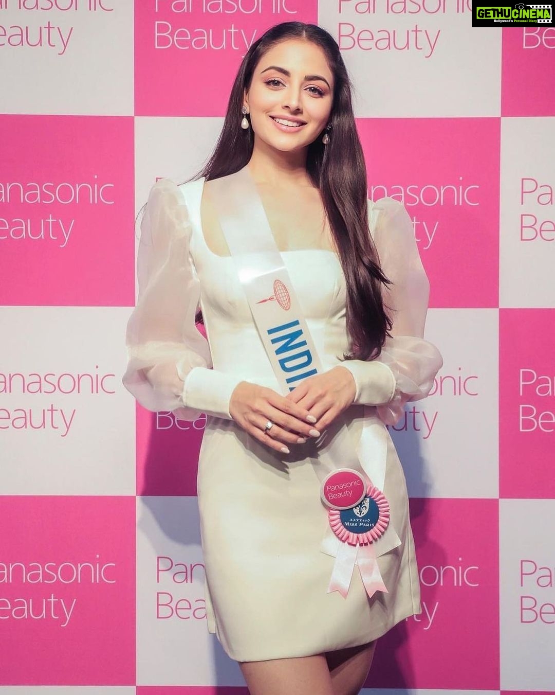 Zoya Afroz Instagram - ✨𝑳𝒐𝒐𝒌 | Miss International India 2022 @zoyaafroz for Panasonic Beauty🇮🇳✨ She looks angelic as she strikes a pose for Panasonic Beauty. 💕🌸 @panasonicbeauty_mibp @panasonic_beauty #MissInternational2022 #60thMissInternational #CheerAllWomen #ElegantBeauty