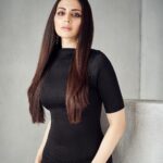 Zoya Afroz Instagram – She wasn’t looking for a knight, she was looking for a sword 🖤
#blacklove #allblack