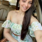Zoya Afroz Instagram – Find no reason to keep that smile on your face ☀️🌈