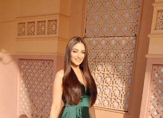 Zoya Afroz Instagram - Making Jaipur my ramp 💁🏻‍♀️ #sasslevel💯 #walktokill @makeupbyroshan