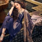 Zoya Afroz Instagram - When someone tells me to sit like a lady 🤦🏻‍♀️💁🏻‍♀️