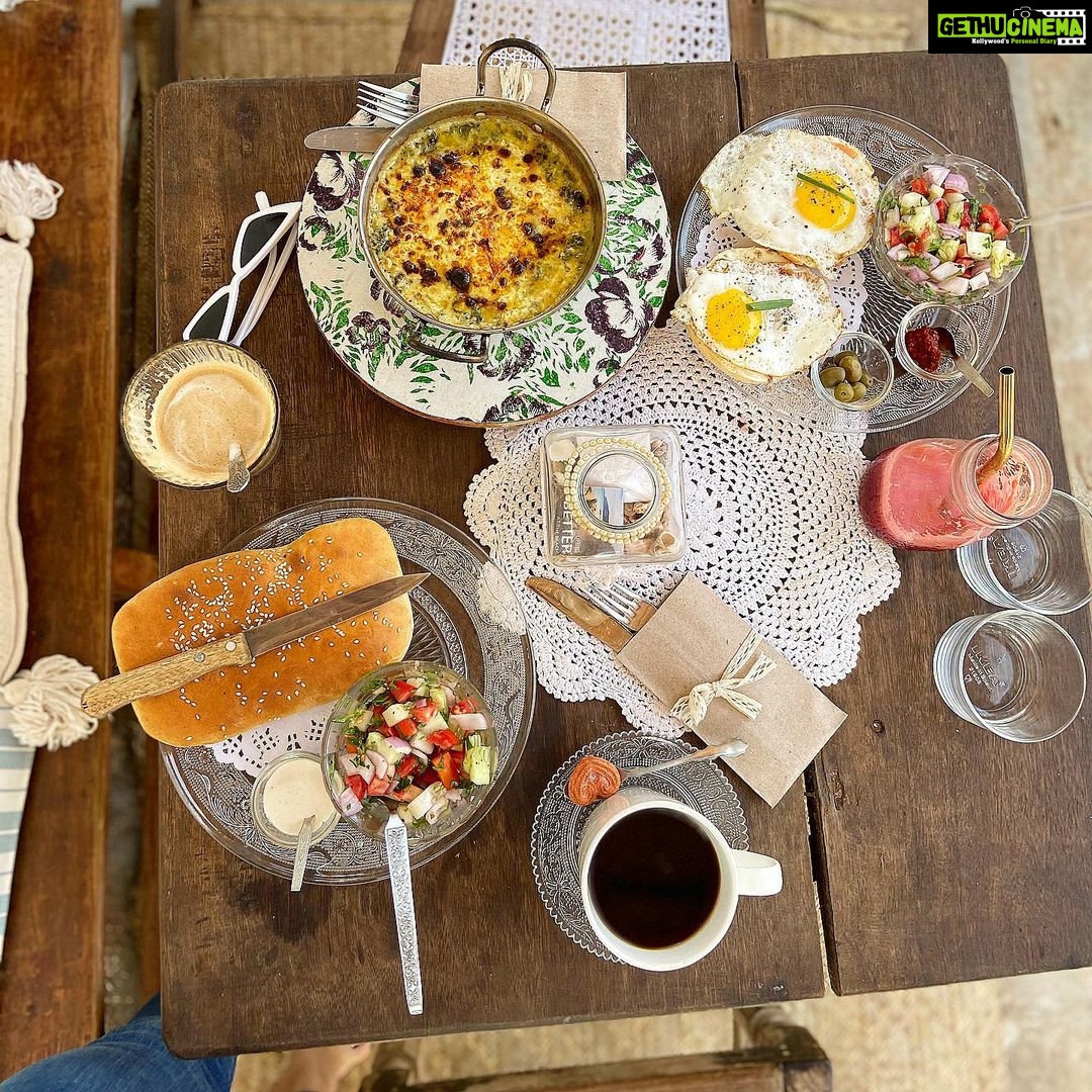 Zoya Afroz Instagram - What a perfect birthday breakfast looks like 😍 #foodstagram #goa #traveldiaries #food #foodporn #foodie #instafood #foodphotography #delicious #instagood #foodlover #healthyfood #chef #healthy Eva Cafe