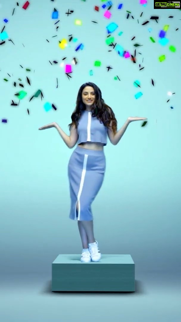 Zoya Afroz Instagram - Power dressing has never been easier! Meet Zoya Afroz - Your new fashion stylist! #flipcartfashion @flipkart @firstpost @zoyaafroz @rashmi.singhh @makeupbyjanak @reelsanddreams #fashion #workwear #fashioninspiration #dressingstyle