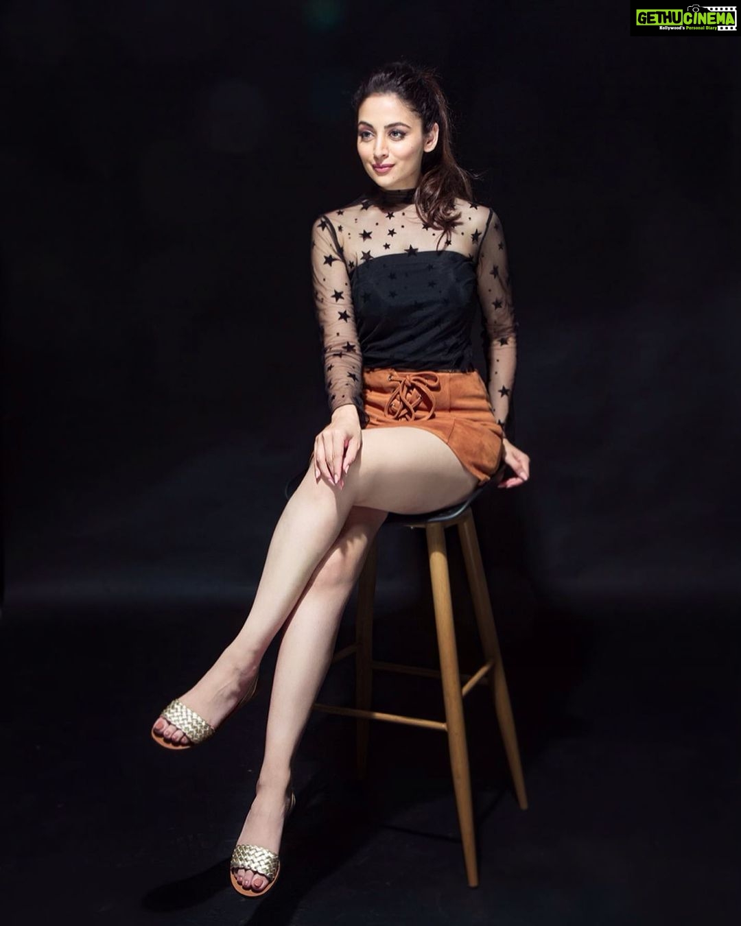 Zoya Afroz Instagram - 🖤✨Take the road LESS TRAVELLED but first get some NEW SHOES✨👠 @stevemaddenindia ⠀⠀⠀⠀⠀⠀⠀⠀⠀⠀⠀⠀ ⠀⠀⠀⠀⠀⠀⠀⠀⠀⠀⠀⠀ ⠀⠀⠀⠀⠀⠀⠀⠀⠀⠀⠀⠀ HMUA @huedidthis Wearing @amorecoutureofficial #stevemadden #stevesquad #gensteve #shoes #fashion #fashionblogger #instalife Mumbai, Maharashtra