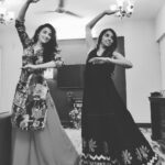 Zoya Afroz Instagram - Learn new things and think new thoughts 🖤 #kathak #dance #danceyourwaythroughlife