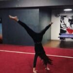 Zoya Afroz Instagram – 🤸🏻‍♂️🤸🏻‍♂️🤸🏻‍♂️ .
.
.
#cartwheel #gymnastics