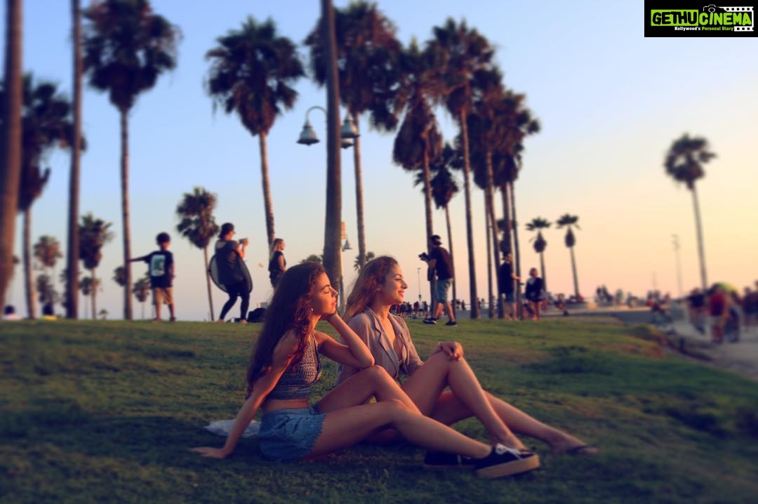 Zoya Afroz Instagram - Take us back.. 💖 Los Angeles California USA