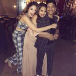 Zoya Afroz Instagram - Vibhu’s life in a picture 😜 #bffffffffffffs