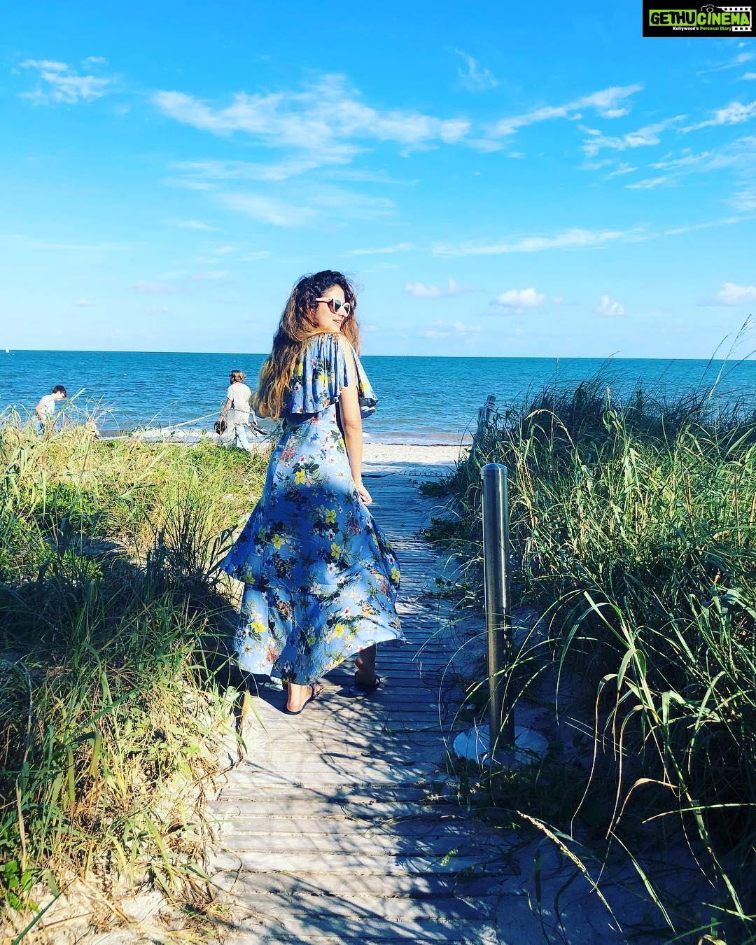Zoya Afroz Instagram - Wanderlust🦋 Biscayne Island, Miami