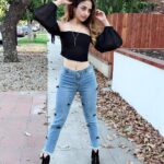 Zoya Afroz Instagram -