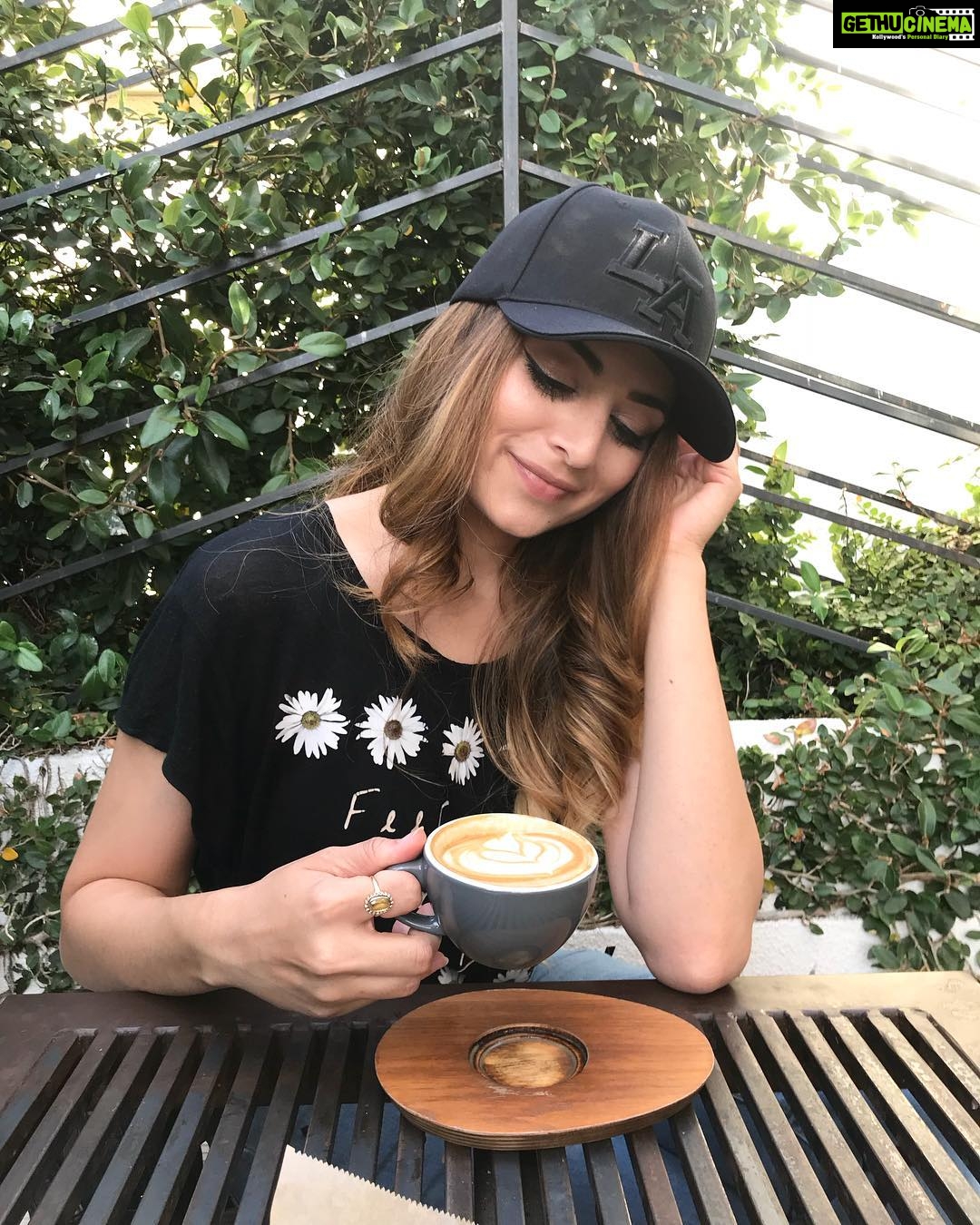 Zoya Afroz Instagram - Who Wants someone to look at them the way I look at my coffee?? 😂😂😂 #LA #coffeelover #thisismy3rdcup Los Angeles, California