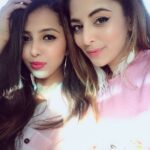 Zoya Afroz Instagram - Off to Disneyland! #bffgoals Anaheim, California