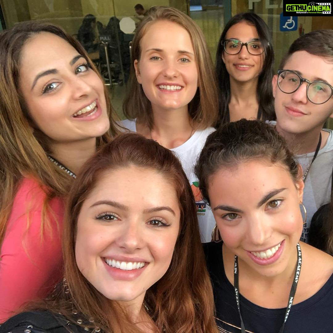 Zoya Afroz Instagram - Class of 2018! 🎥🎞🎓 #graduation #nyfa #losangeles #graduationday🎓 #newyorkfilmacademy #bestdays #beautifulpeoplewithbeautifulminds New York Film Academy - Los Angeles, California