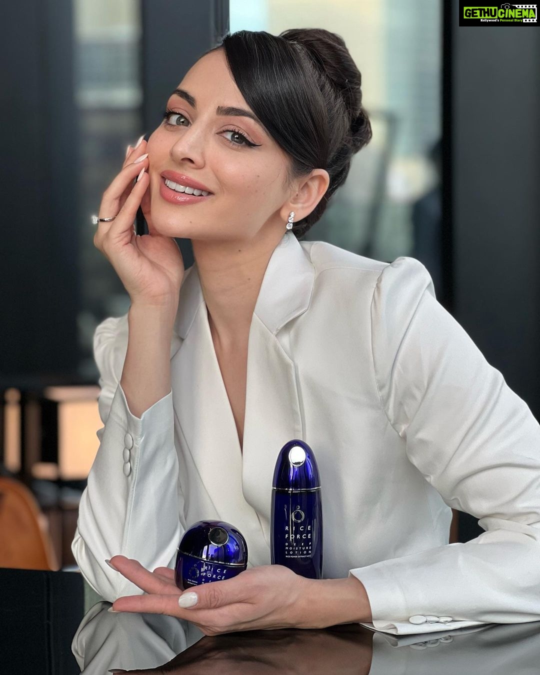 Zoya Afroz Instagram - The Power of Rice RICE FORCE combines natural ingredients by using an original Japanese sake fermentation technology, and devised leading-edge scientific advancements to develop Rice Power® Extract, the essence of RICE FORCE products. The proprietary formulation works synergistically with the natural processes of your skin to bring about radiant, healthy, supple skin. Thank you @missinternationalofficial for giving us ladies these amazing gifts and for introducing us to Innovative brands like the @riceforce And thank you @thaisashes for taking incredibly beautiful shots for me💙 #CheerAllWomen #60thMissInternational #BeautiesForSDGs #missparis