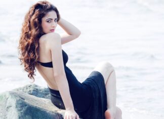 Zoya Afroz Instagram - Beach vibes ✨