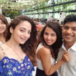 Zoya Afroz Instagram - Sunday brunch with my lovelies💙