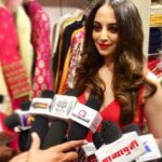 Zoya Afroz Instagram – Jashn store launches are always fun! 🌺 .
.
#storelauch #jashn @jashnonline