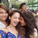 Zoya Afroz Instagram - Sunday brunch with my lovelies💙