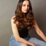 Zoya Afroz Instagram - Keep it simple. Keep it honest. Keep it real. ✨