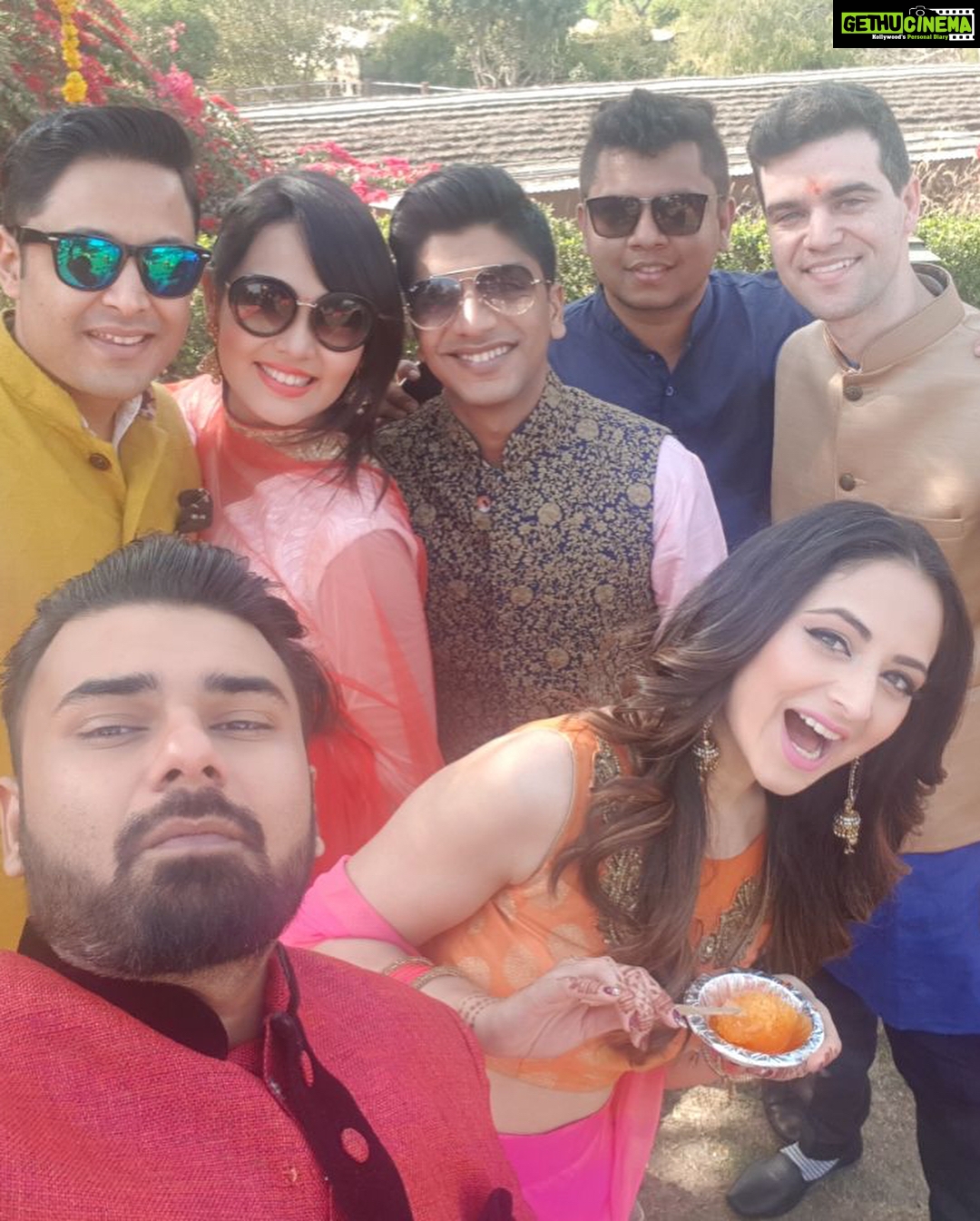 Zoya Afroz Instagram - Madness! #mybestieswedding Udaipur, Rajasthan