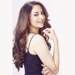 Zoya Afroz Instagram - You know life is what we make it, and a chance is like a picture, it’d be nice if you just take it✨📸😀