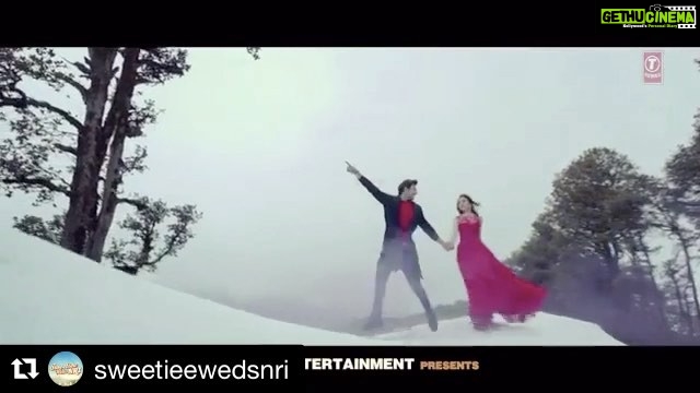 Zoya Afroz Instagram - My fav "O Saathiya" song is here by @armaanmalik22 & @aseeskaurmusic , Music by @ArkoPravo19 @tseries.official @sweetieewedsnri @zoyaafroz @kohlihimansh @ankishamehta3 https://www.youtube.com/watch?v=mnCXG1Q_i5o