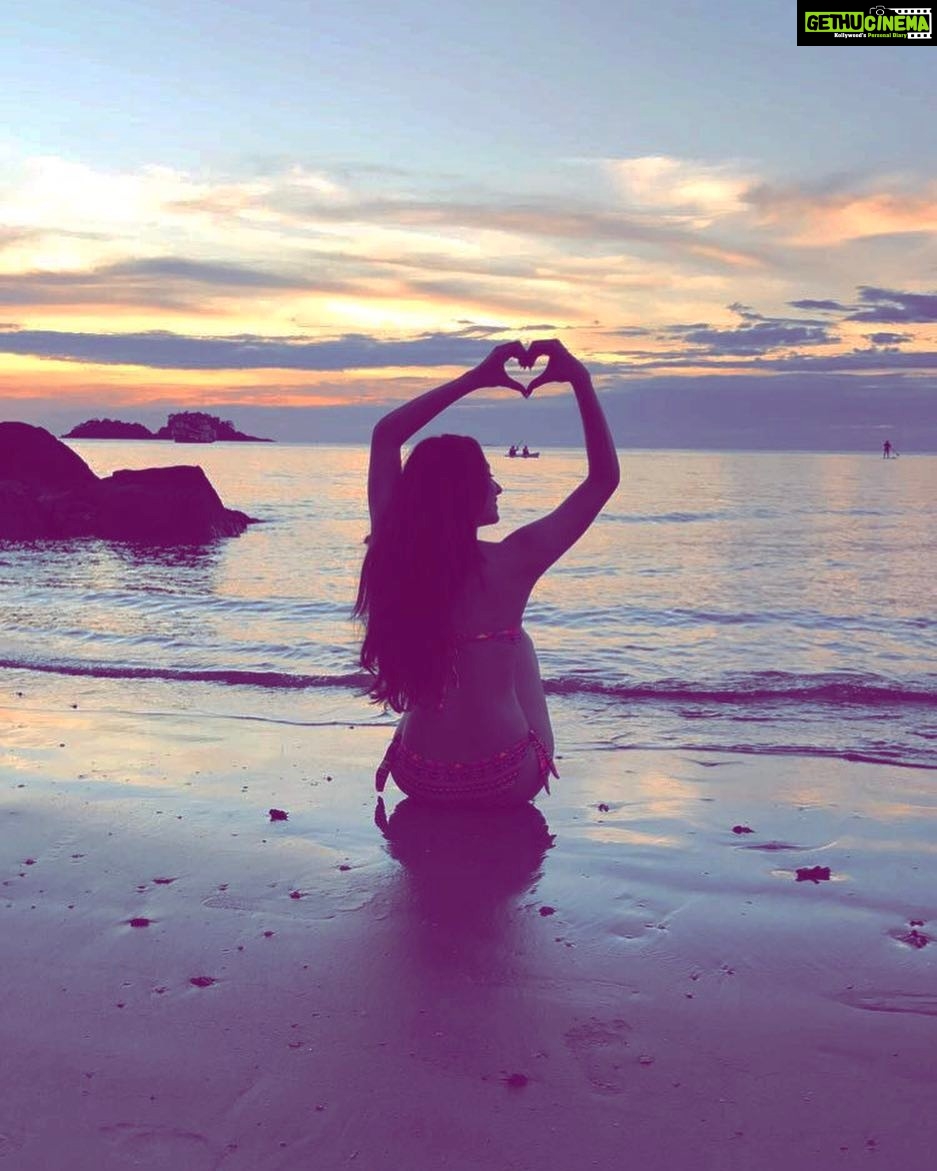 Zoya Afroz Instagram - #kohchangisland #traveldiaries #love #perfectview #perfectvacation #perfectheart Koh Chang, Thailand