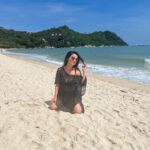 Adaa Khan, sea, beach