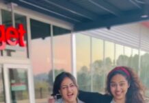 Harika Narayan Instagram - Director/Dialogues/DOP: @saketh_komanduri & @prudhvichandrap Cast: @harika_narayan @manisha.eerabathini Background Moral Support: @sandilya_pisapati Location Courtesy: @target Seattle, Washington