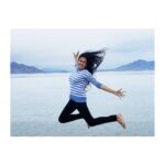 Harika Narayan Instagram - I never want to not stop the jumping ones. But can't help 'coz the background demands😉 PS : That's the Salt on the ground. Just the salt and nothing else. Nature's way of creating beauty❤ Great Salt Lake Salt Flats