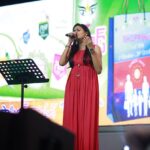 Harika Narayan Instagram – #singing #show_time #amaravathi_shopping_festival #Vijayawada #love_to_perform ❤