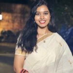 Haripriya Instagram - ✨🤍 . . . . . #haripriya #haripriyasinger #saree #sareelove