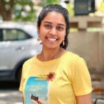 Haripriya Instagram - ☀️🌙💫🌼 pc: mommy . . . #Haripriya #summertime #yellowlove Thirupathi
