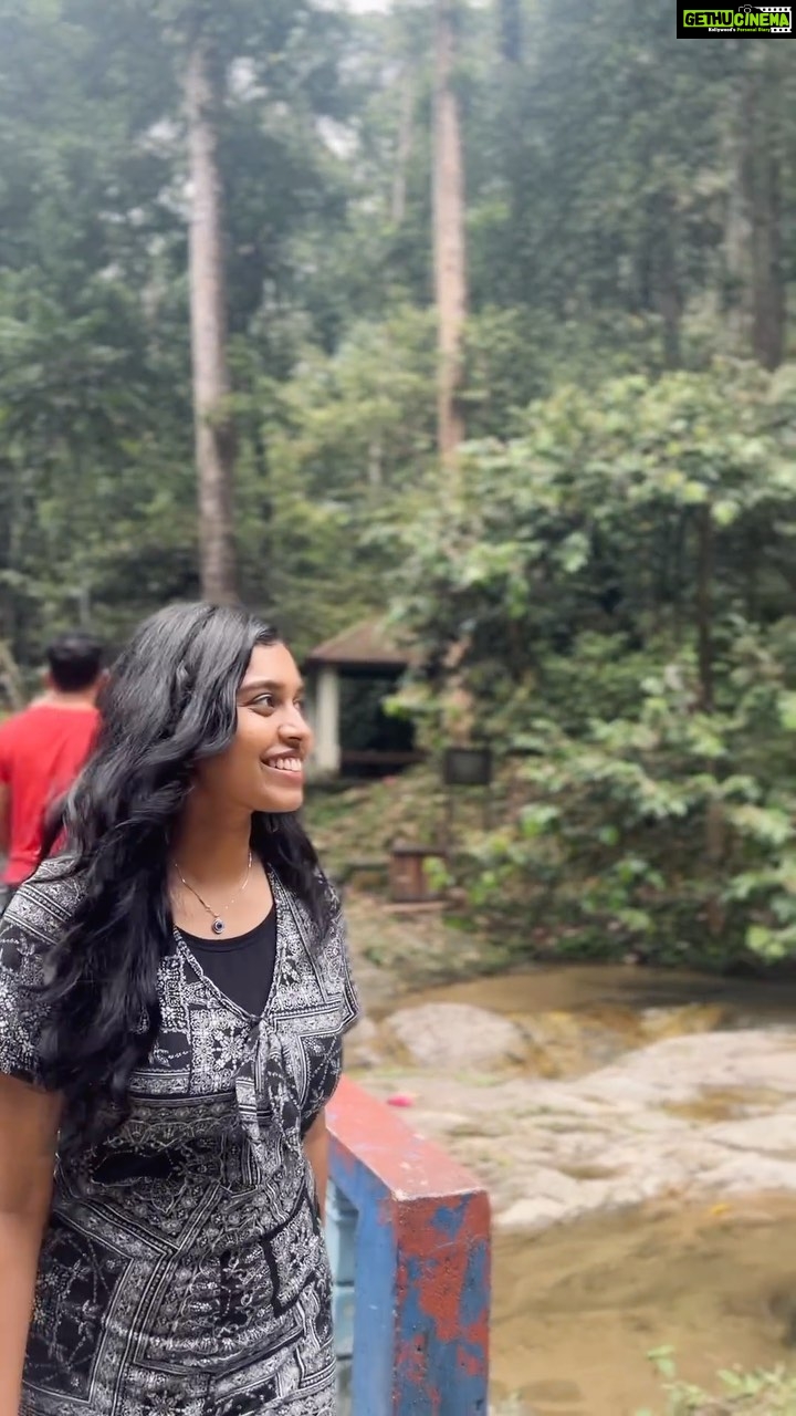 Haripriya Instagram - Waterfalls in Malaysia 🌊🦋 . . . . #Haripriya #haripriyasinger #vacation #travel #malaysia #explore #peace #nature #reels #instareels