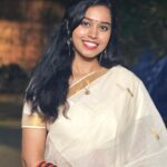 Haripriya Instagram - ✨🤍 . . . . . #haripriya #haripriyasinger #saree #sareelove