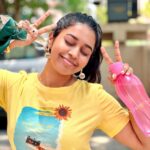 Haripriya Instagram - ☀️🌙💫🌼 pc: mommy . . . #Haripriya #summertime #yellowlove Thirupathi