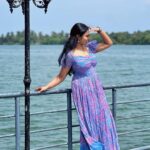 Haripriya Instagram - 🧜🏼‍♀️🌊🦋 #throwback . . . . #Haripriya #haripriyasinger #srilanka #batticaloa #travel #music #workcation #bluesea #peace #mermaidvibes Batticaloa