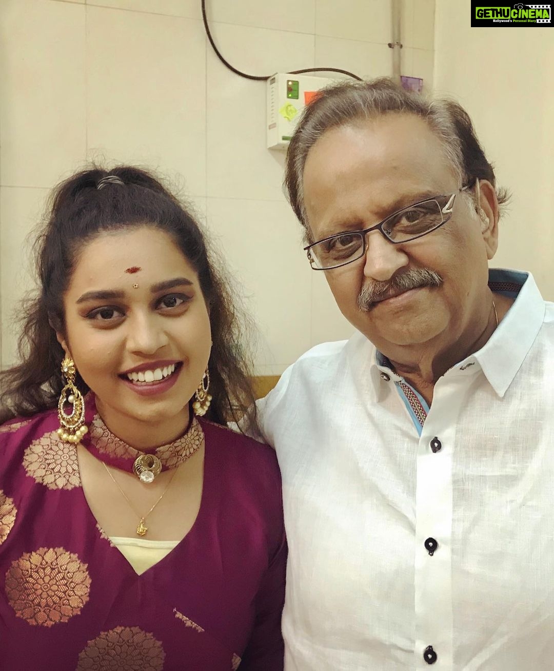 Haripriya Instagram - Thank you so much for inspiring us S. P. Balasubrahmanyam sir ! A blessing to perform and learn from you . ❤️ #haripriyasinger