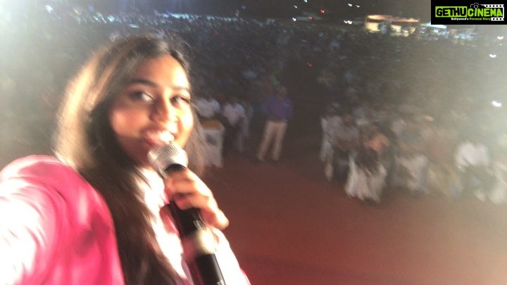 Haripriya Instagram - Celebrating rahman sir’s bday with karur makkal ! ❤️❤️❤️❤️❤️❤️❤️❤️❤️❤️ #HBDarrahman #arrahman #haripriyasinger